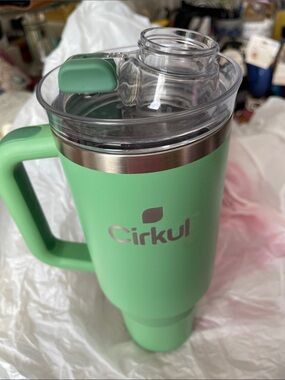 Cirkul 40 oz Eucalyptus Green Straw Sip Stainless Steel Tumbler